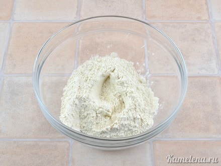 Готовим блинчики.
Муку, сахар
