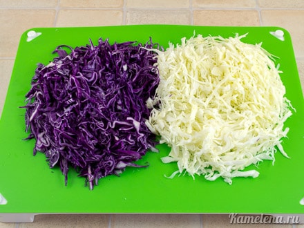 Капусту нашинковать как можно