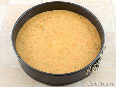 Форму смазать маслом (у меня