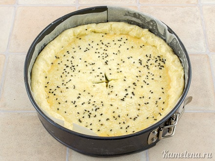 По желанию посыпать кунжутом (у