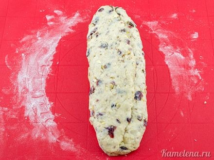 Накрыть большей частью поверх.