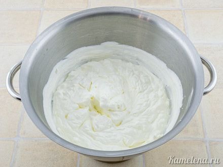 Додати маскарпоне, поступово по