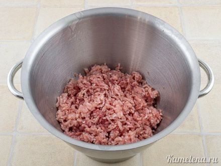 Прокрутить мясо через