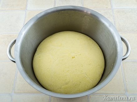 Поставить тесто в теплое место