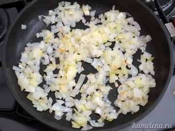 Картофельные зразы с сыром на сковороде