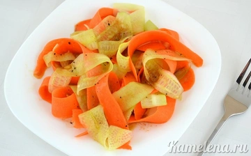 Необычный салат с морковью и огурцом