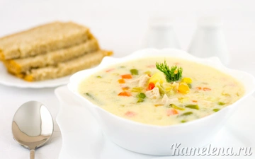 Овощной суп с курицей и сливками