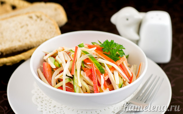 Рецепты салатов из крабовых палочек: вкусные и легкие идеи