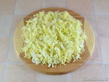 Салат из крабовых палочек с кукурузой - пошаговый рецепт с фото на Готовим дома
