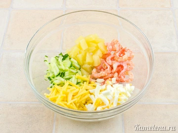 Салат с креветками и ананасами — рецепт с фото пошагово